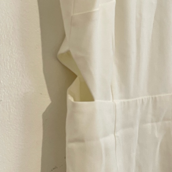 French Connection Whisper Cut Out Square Neck Dress Size: 6 - Picture 5 of 7